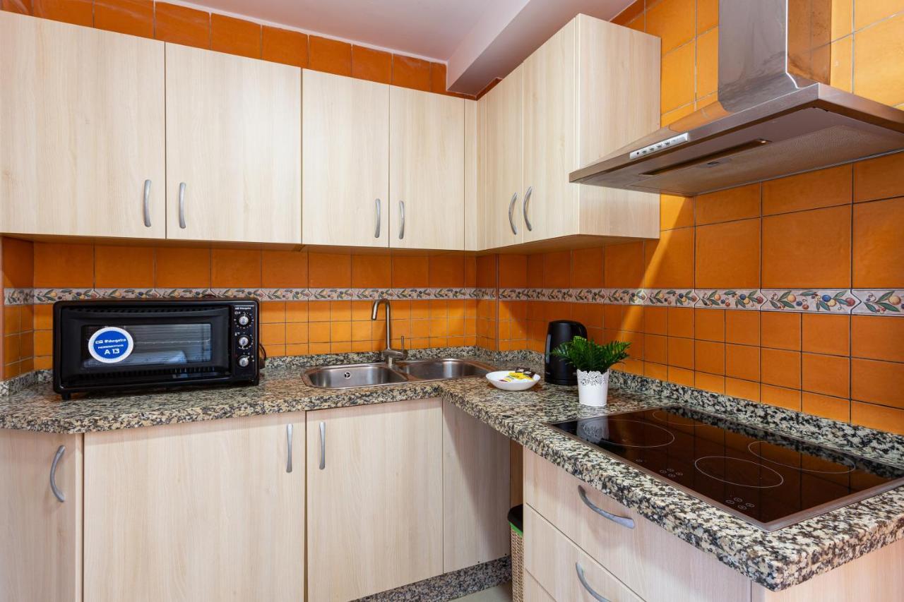 Holidays2Malaga Montesa 700M From The Beach Rooftop Terrace المظهر الخارجي الصورة