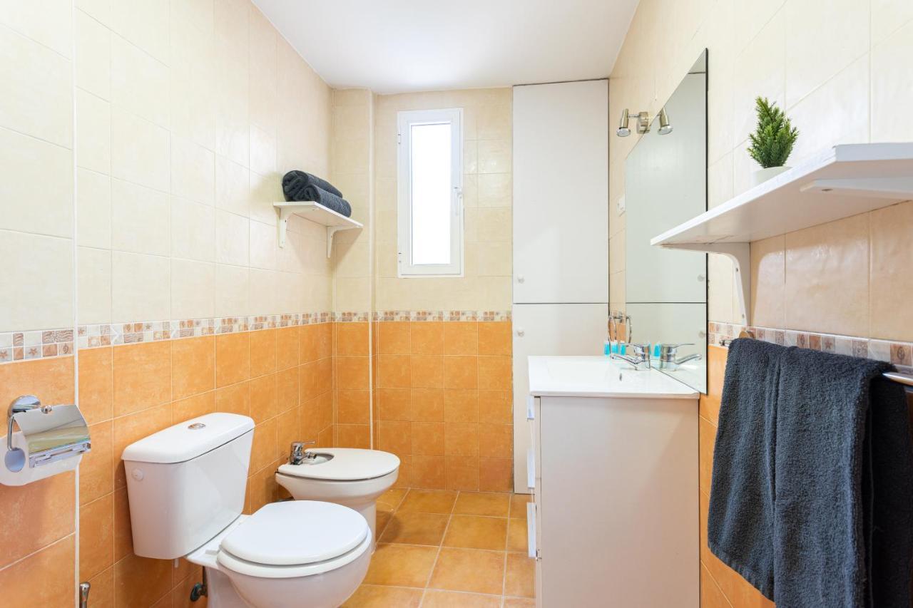 Holidays2Malaga Montesa 700M From The Beach Rooftop Terrace المظهر الخارجي الصورة